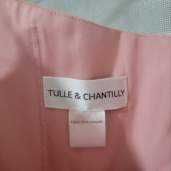 Tulle and Chantilly suit, new unworn, Pink Sorbet color, the measurements in the - Picture 5 of 7